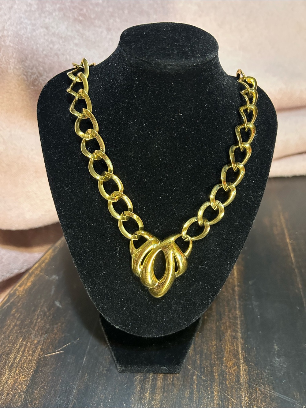 Vintage, Napier, Gold-Tone Statement Chain Necklace with Sculpted Pendant